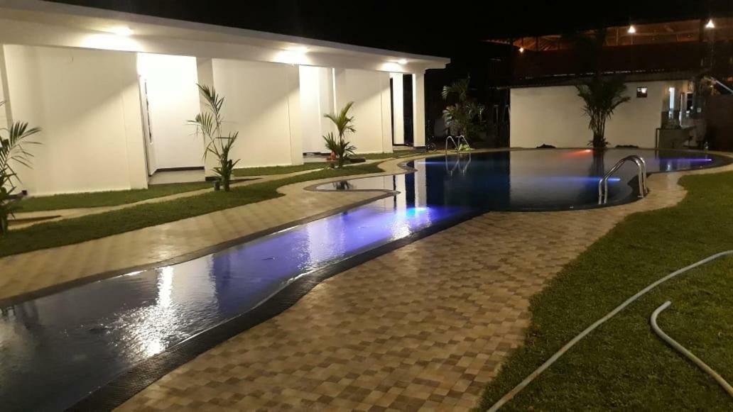 Guitar Bay Hotel Arugam Bay Exterior foto
